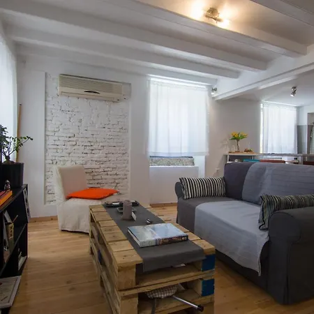 Little Gem * Corfu (city)